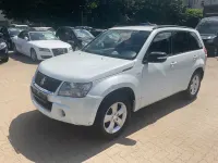 Gebraucht Suzuki Grand Vitara 129 PS (94 kW) 2009 Weiß SUV