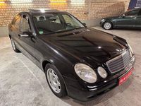 Gebraucht Mercedes E200 163 PS (119 kW) 2005 Schwarz Limousine