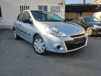 Gebraucht Renault Clio II 75 PS (55 kW) 2011 Silber Limousine