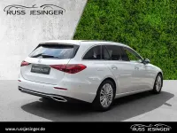 Gebraucht Mercedes C200 Avantgarde 163 PS (119 kW) 2023 Weiß Limousine
