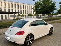 Gebraucht VW Beetle 105 PS (77 kW) 2012 Weiß Kleinwagen