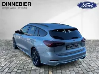 Gebraucht Ford Focus ST-Line X 155 PS (114 kW) 2024 Moondust silver met Kombi