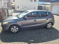 Usado Hyundai i30 Classic 109 CV (80 kW) 2010 Gris Familiar