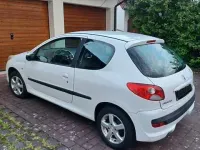 Używany Peugeot 206 60 KM (44 kW) 2011 Biały Hatchback