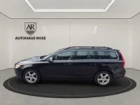 Gebraucht Volvo V70 Momentum 163 PS (119 kW) 2011 Schwarz Kombi