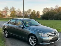 Gebraucht Mercedes C250 Avantgarde 204 PS (150 kW) 2011 Blau Limousine