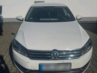 Gebraucht VW Passat 172 PS (126 kW) 2011 Weiß Limousine