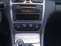 Gebraucht Mercedes C200 163 PS (119 kW) 2001 Silber metallic Coupé