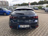 Gebraucht Mazda 3 Nagisa 140 PS (102 kW) 2025 Deep crystal blue Limousine