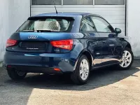 Gebraucht Audi A1 Attraction 86 PS (63 kW) 2011 Blau Kleinwagen