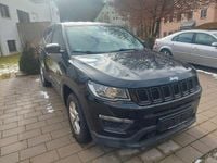 Gebraucht Jeep Compass Sport 140 PS (102 kW) 2018 Schwarz SUV
