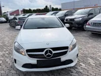 Gebraucht Mercedes A160 90 PS (66 kW) 2015 Weiß Kleinwagen