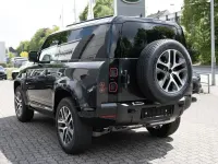 Neu Land Rover Defender SE Dynamic 249 PS (183 kW) 2026 Carpathian grey SUV