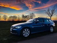 Gebraucht BMW 325 197 PS (144 kW) 2008 Blau Kombi