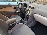 Gebraucht VW Polo 90 PS (66 kW) 2014 Blau Limousine