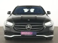 Gebraucht Mercedes E220 Avantgarde 200 PS (147 kW) 2023 Obsidianschwarz