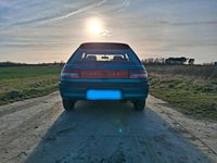 Gebraucht Mazda 323 73 PS (53 kW) 1993 Grün Kleinwagen