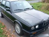 Gebraucht BMW 335 211 PS (155 kW) 1991 Schwarz Kombi