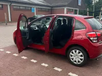 Usado Citroën C3 92 CV (67 kW) 2013 Rojo Utilitario