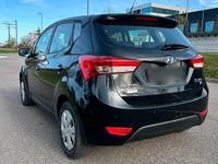Gebraucht Hyundai ix20 90 PS (66 kW) 2015 Schwarz Kleinwagen