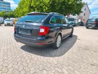 Gebraucht Skoda Superb Ambition 170 PS (125 kW) 2013 Schwarz Kombi