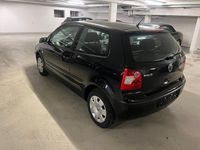 Gebraucht VW Polo Basis 54 PS (39 kW) 2004 Schwarz Limousine