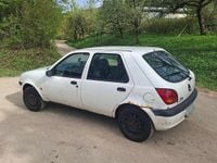 Gebraucht Ford Fiesta 50 PS (36 kW) 2000 Weiß Kleinwagen