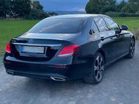 Gebraucht Mercedes E220 194 PS (142 kW) 2019 Schwarz Limousine