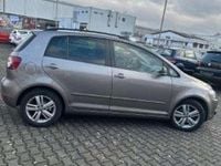 Gebraucht VW Golf VII Match 105 PS (77 kW) 2012 Kaschmirbraun Limousine