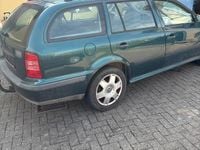 Gebraucht Skoda Octavia 110 PS (80 kW) 1999 Grün Kombi