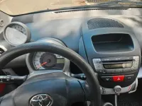 Gebraucht Toyota Aygo 68 PS (50 kW) 2008 Rot Kleinwagen
