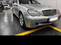 Gebraucht Mercedes C200 163 PS (119 kW) 2002 Silber Kombi