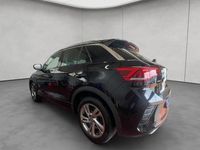 Gebraucht VW T-Roc R-line 110 PS (80 kW) 2024 Schwarz SUV