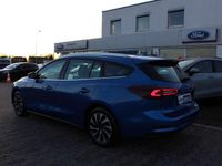 Gebraucht Ford Focus Titanium 155 PS (114 kW) 2024 Desertisland blue metallic Kombi