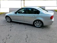 Gebraucht BMW 318 146 PS (107 kW) 2008 Silber Limousine