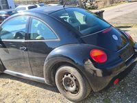 Gebraucht VW New Beetle 75 PS (55 kW) 2002 Schwarz Kleinwagen