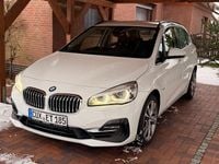 Gebraucht BMW 220 Active Tourer Luxury Line 192 PS (141 kW) 2018 Weiß Van / Kleinbus
