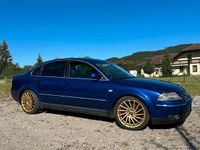 Usata VW Passat 275 CV (202 kW) 2003 Blu Berlina