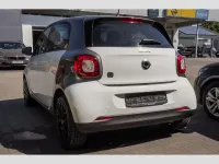 Gebraucht Smart ForFour Electric Drive 41 kW (56 PS) 2020 Weiß Kleinwagen