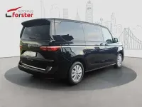 Gebraucht VW T7 Style 150 PS (110 kW) 2024 Schwarz Van
