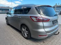 Gebraucht Ford S-MAX Titanium 160 PS (117 kW) 2016 Silber Van / Kleinbus