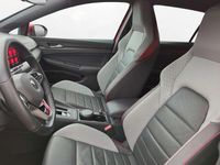 Gebraucht VW Golf VIII GTI 245 PS (180 kW) 2021 Rot Limousine