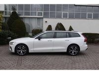 Gebraucht Volvo V60 145 PS (106 kW) 2022 Kombi
