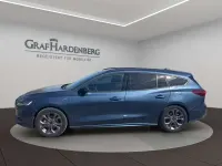 Gebraucht Ford Focus ST-Line X 125 PS (91 kW) 2023 Blau Limousine