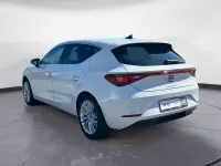 Gebraucht Seat Leon XCELLENCE 150 PS (110 kW) 2022 Nevada weiß metallic Limousine