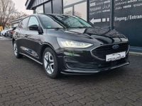 Gebraucht Ford Focus Cool & Connect 120 PS (88 kW) 2022 Schwarz Limousine