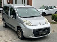 Gebraucht Fiat Qubo Dynamic 73 PS (53 kW) 2009 Silber Van / Kleinbus