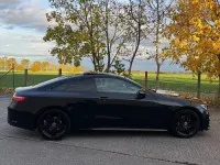 Gebraucht Mercedes E220 AMG line 194 PS (142 kW) 2018 Schwarz Coupé