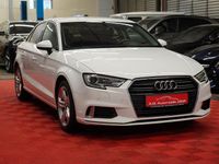 Gebraucht Audi A3 Sport 116 PS (85 kW) 2018 Weiß Limousine