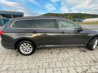 Gebraucht VW Passat Business 150 PS (110 kW) 2019 Grau Kombi